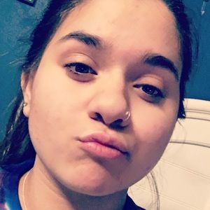 Meet your Posher, Brittney